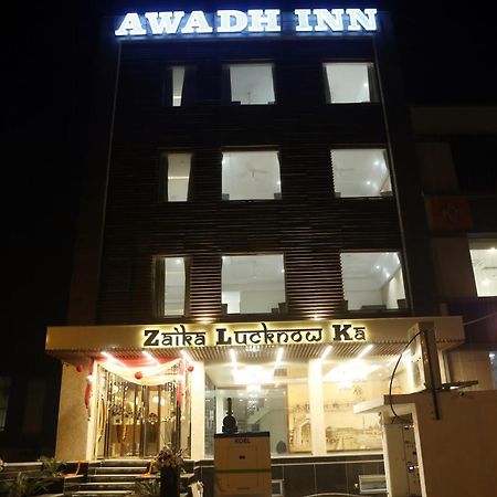 Awadh Inn Noida Eksteriør billede